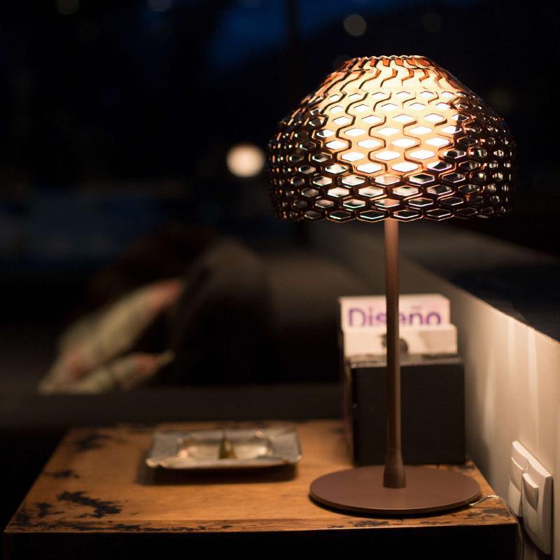 Honeycomb_Table_Lamp_5