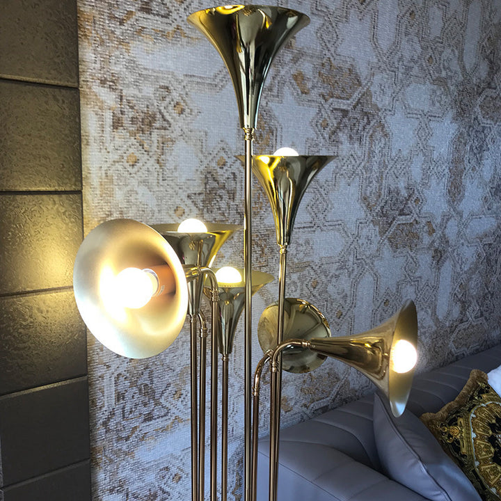 Horn Floor Lamp 4