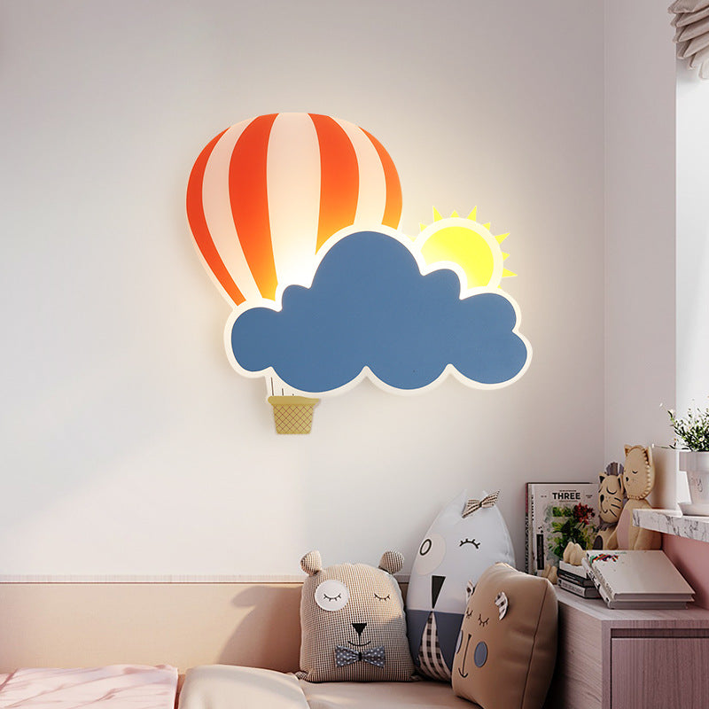 Hot_Air_Balloon_Wall_Lamp_02