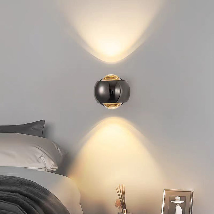 Iotical_Ver_Wall_Lamp_06