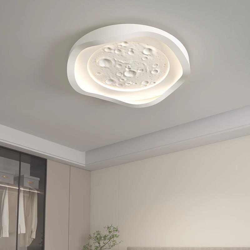 Irregular_Moon_Ceiling_Lamp_02