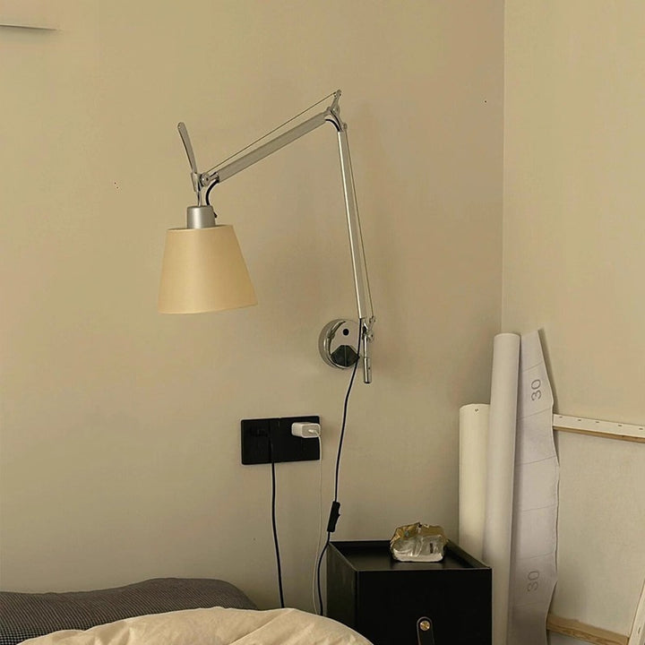 Italian_Swivel_Wall_Lamp__4
