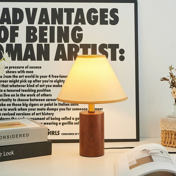  Japanese Retro Style Table Lamp 1