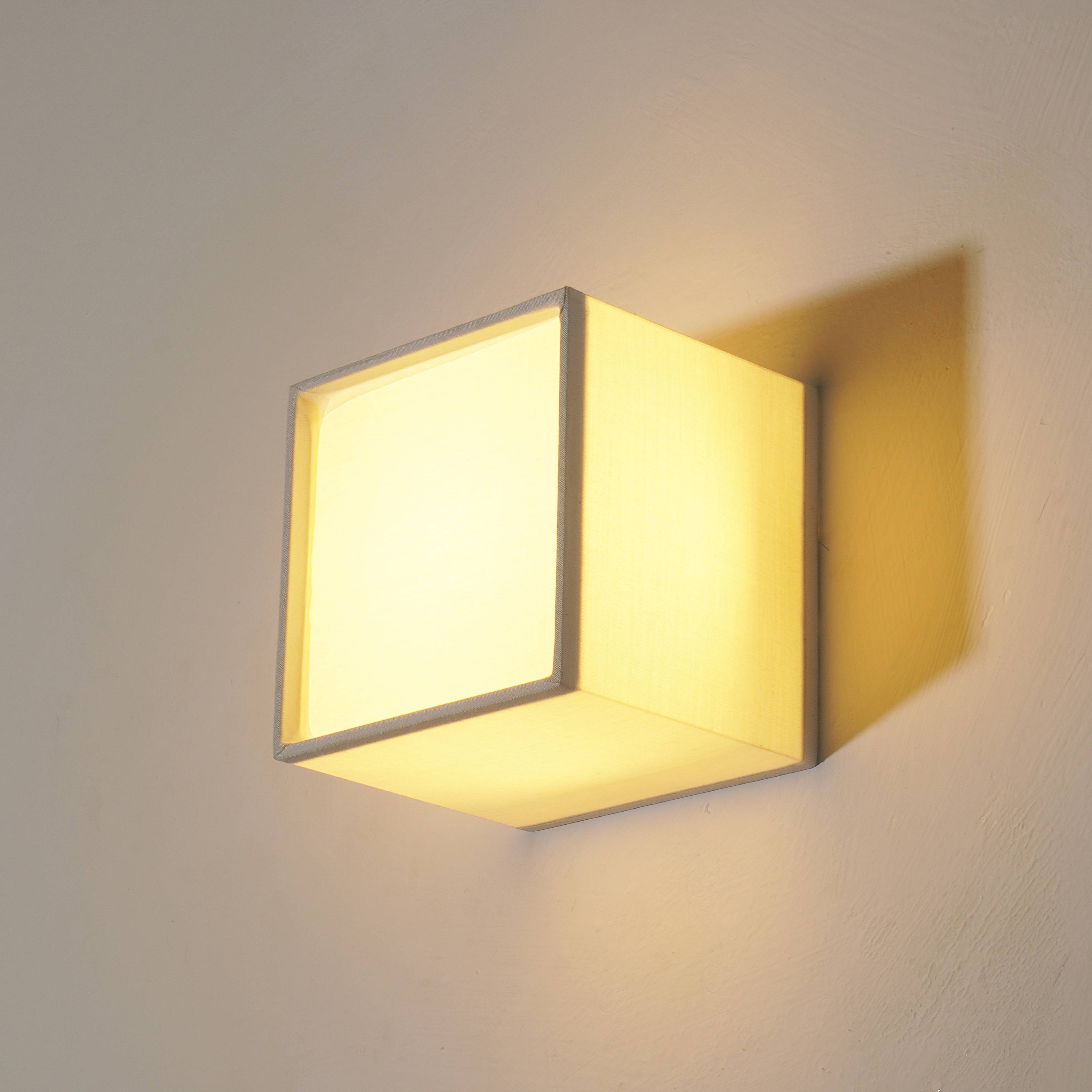 Japanese_Square_Wall_Lamp_A_4