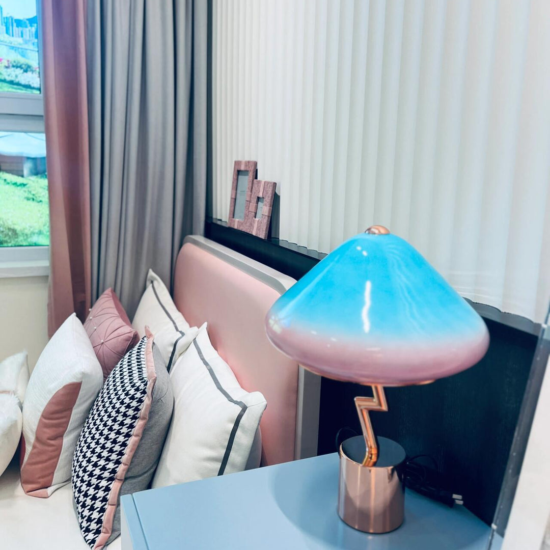 Jellyfish_Lightning_Table_Lamp_10