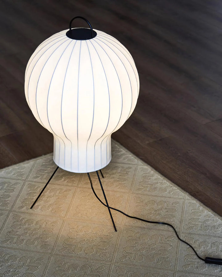 Jellyfish_Silk_Floor_Lamp_4