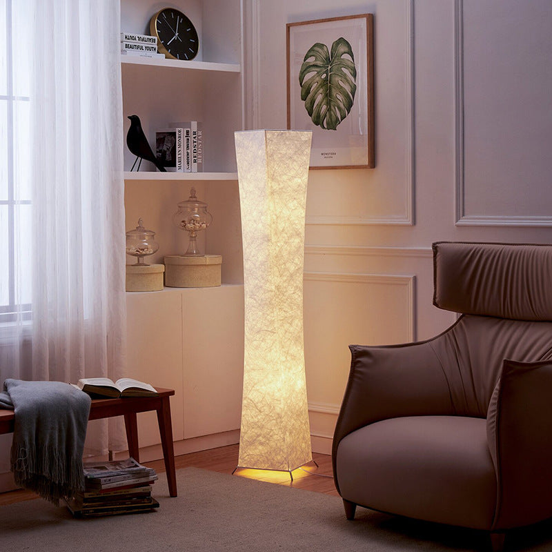 Kelsang_Waist_Floor_Lamp_2