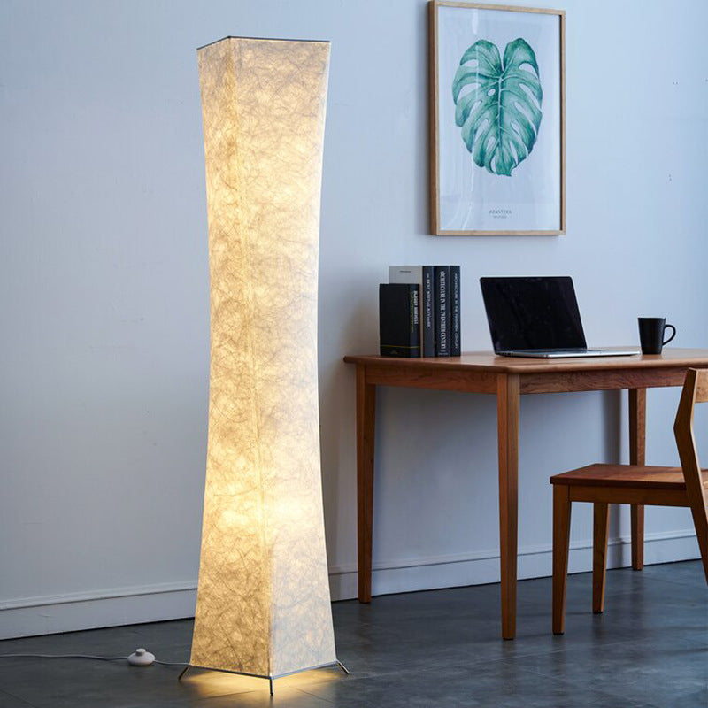 Kelsang_Waist_Floor_Lamp_4