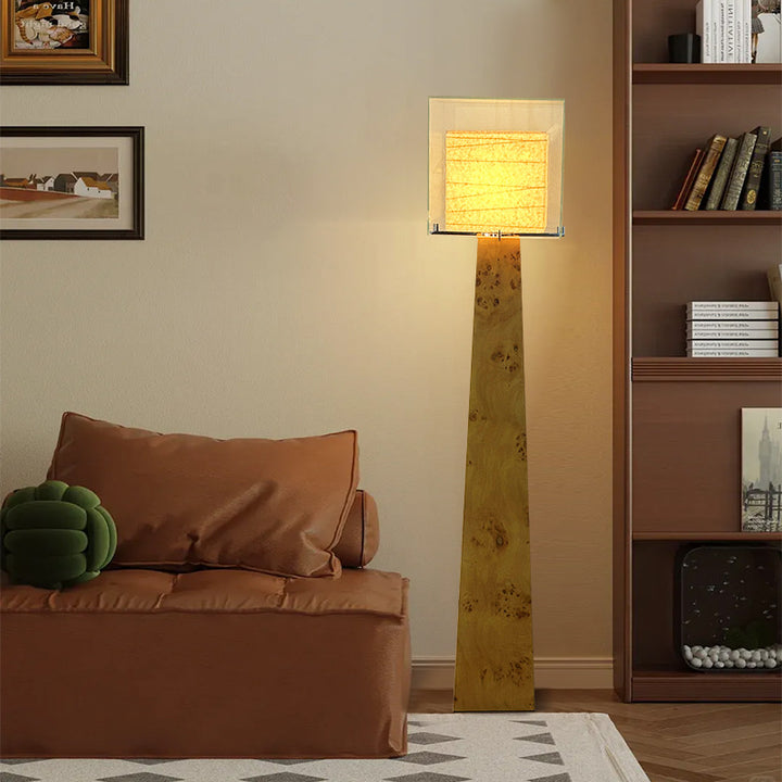 Kyanir_Floor_Lamp_02