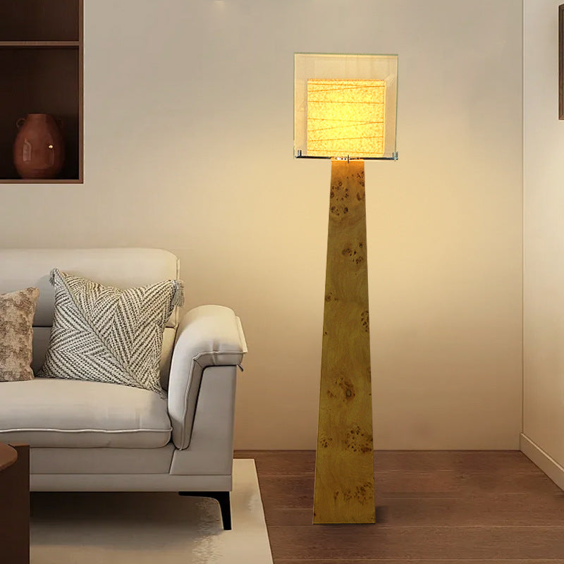 Kyanir_Floor_Lamp_03
