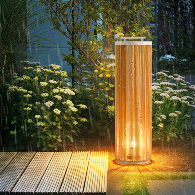 Kyrbis_Solar_Outdoor_Lamp_10