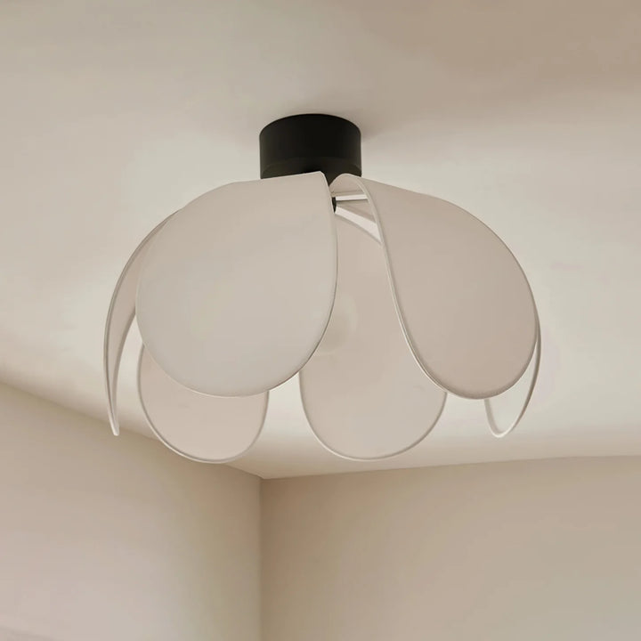 LIO_Petal_Ceiling_Lamp_5