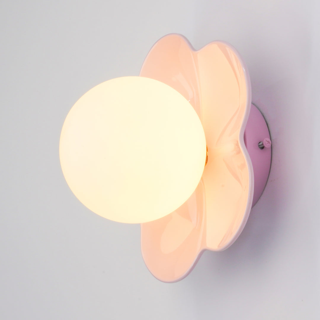 La_Fleur_Wall_Lamp_31