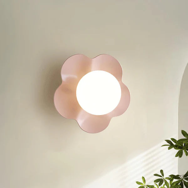 La_Fleur_Wall_Lamp_8