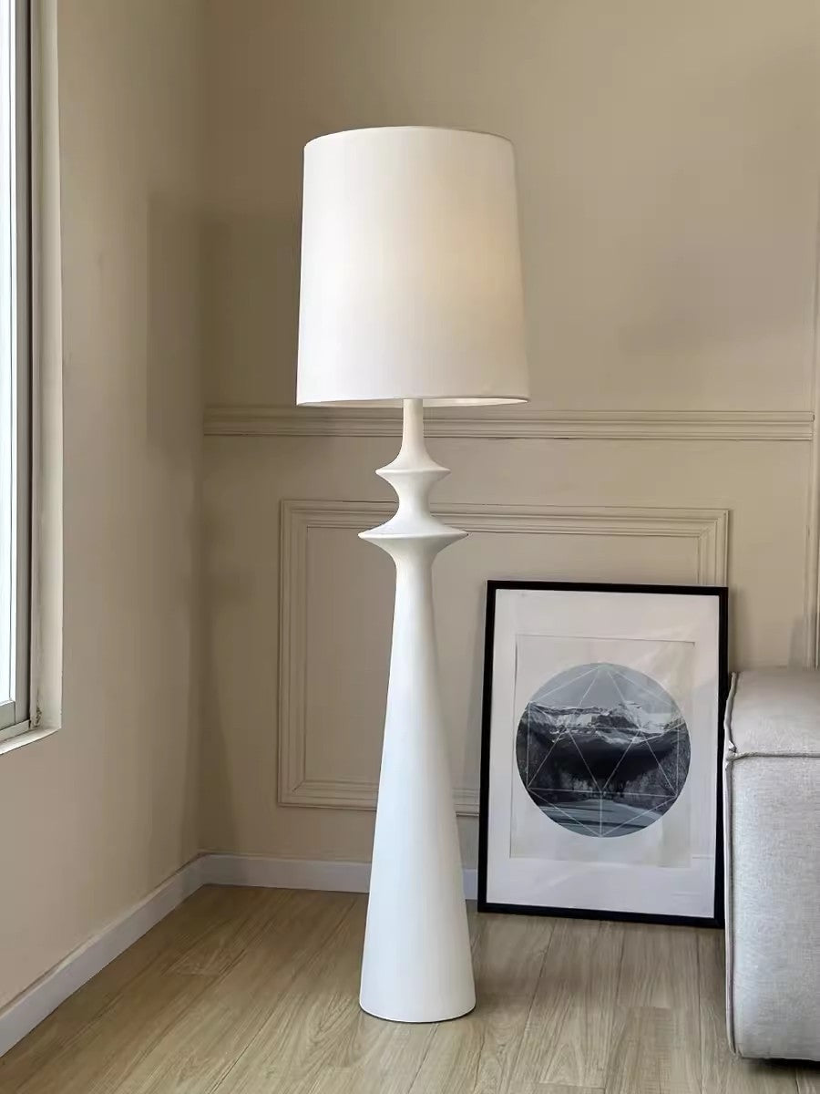 Leading Edge Floor Lamp 8