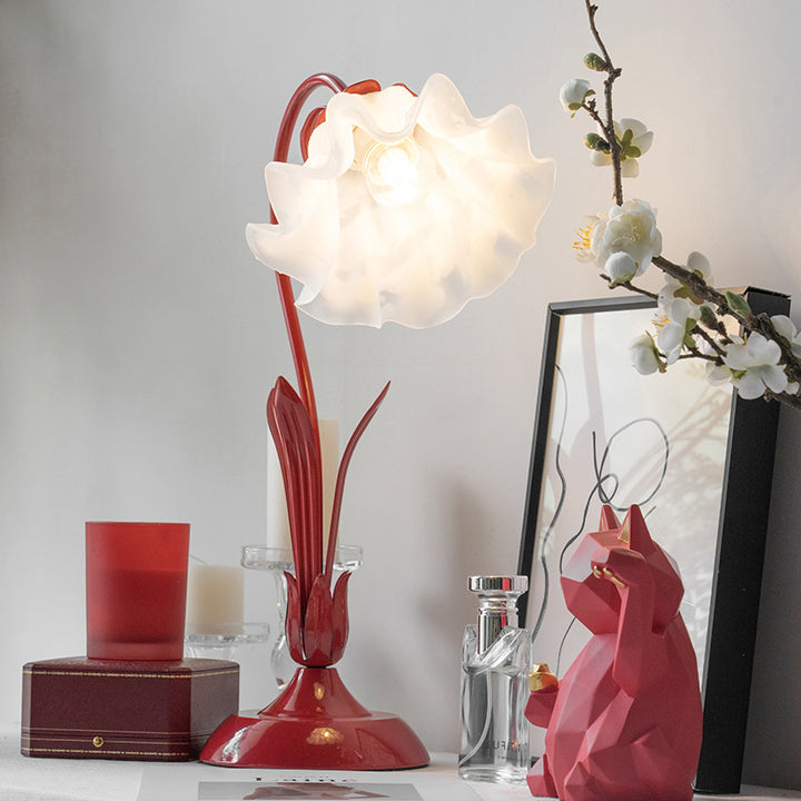 Lily Floral Table Lamp Red 1