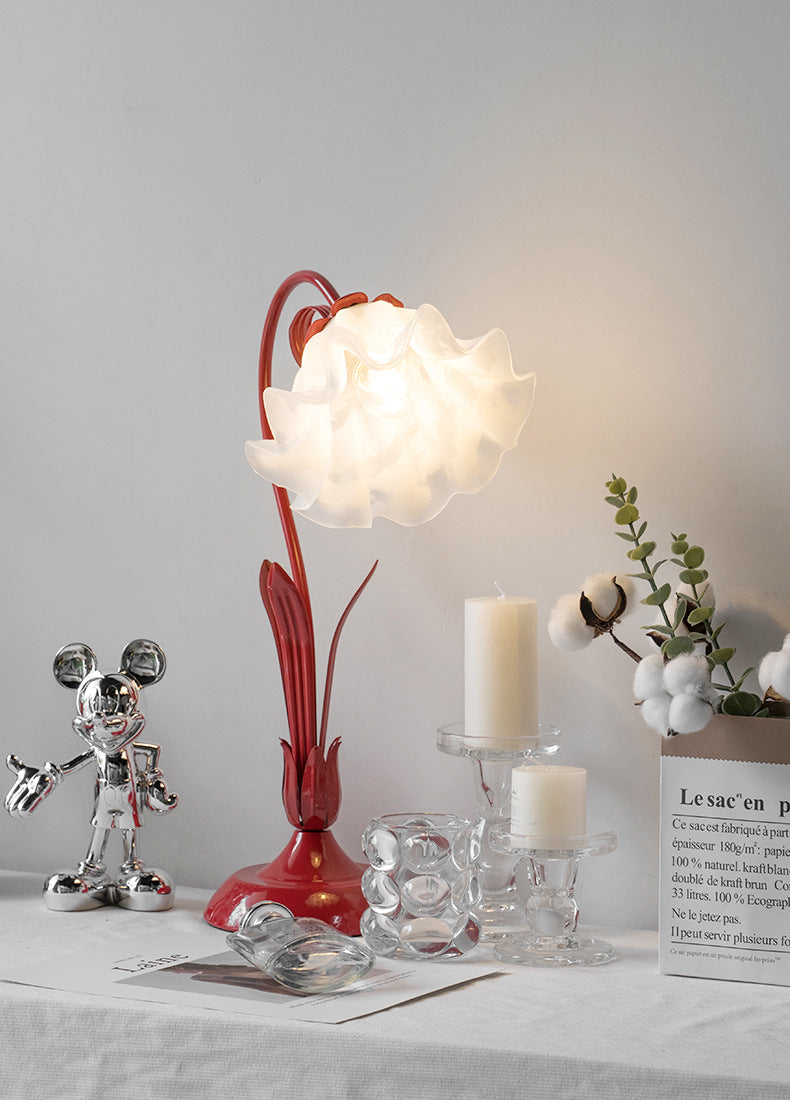 Lily Floral Table Lamp Red 5