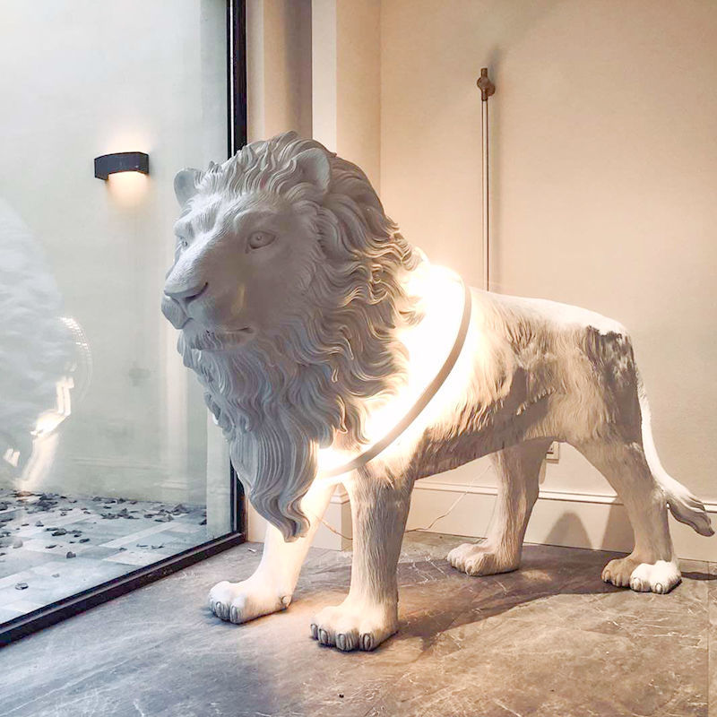 Lion_Sculpture_Floor_Lamp__2