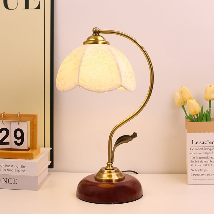 Liora_Table_Lamp_05