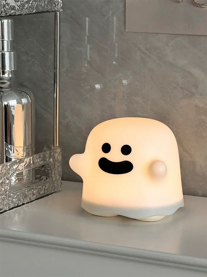 Little_Ghost_Table_Lamp_16