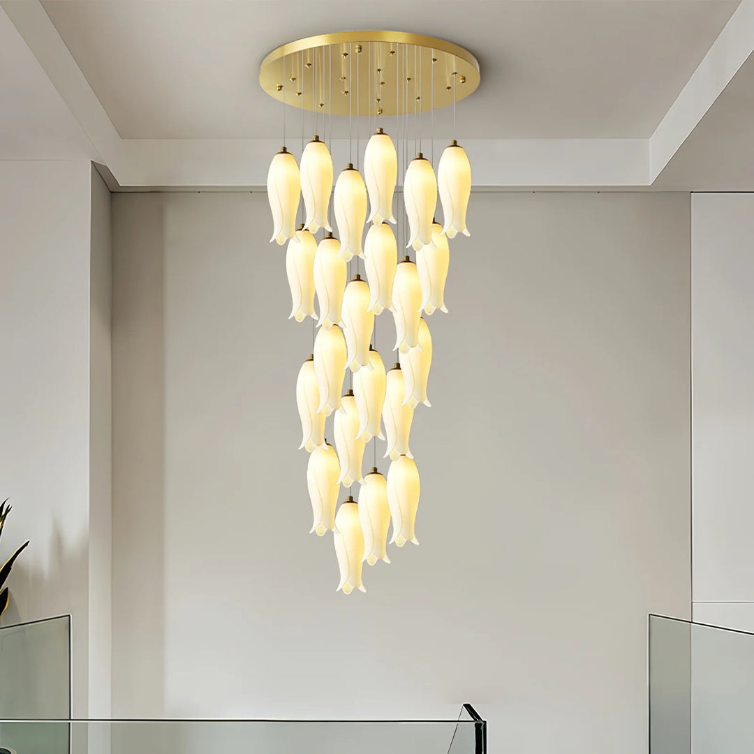 Luma_Flora_Stairs_Chandelier_7