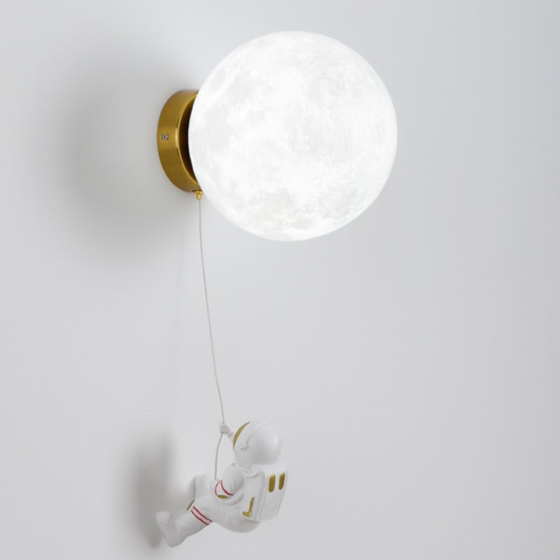 Lunar_Wall_Lamp_09