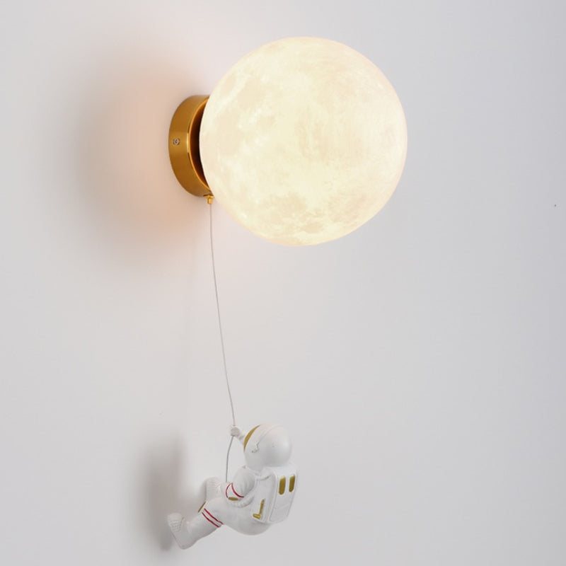 Lunar_Wall_Lamp_10