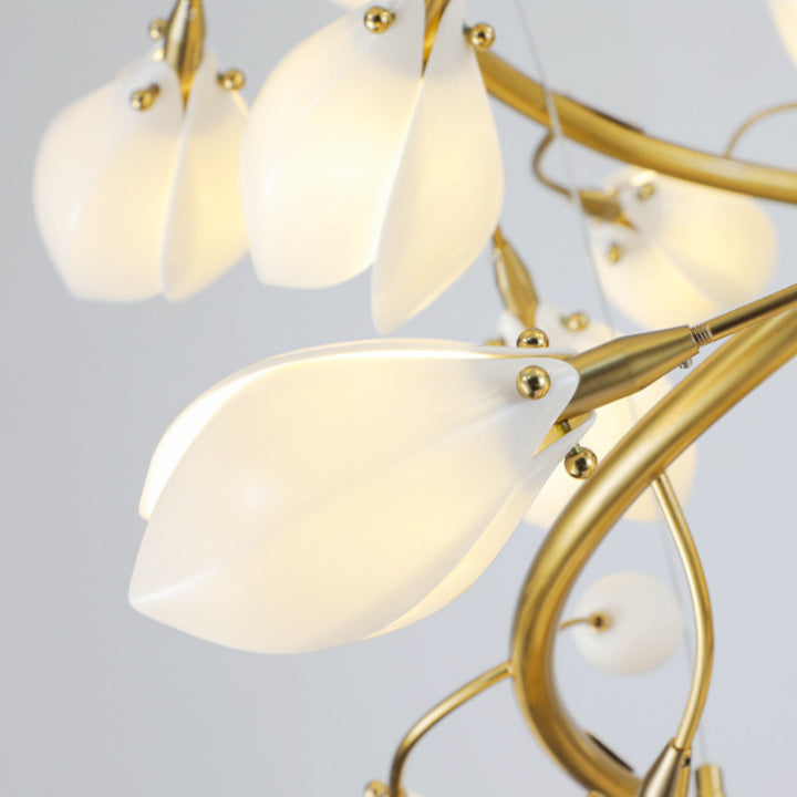 Lysandra_Flower_staircase_chandelier_13