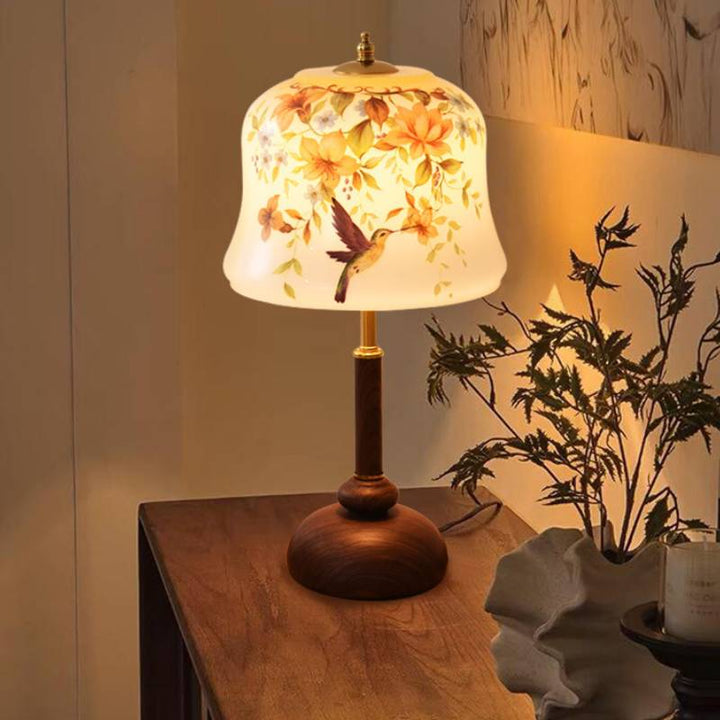 Magpie_Glass_Table_Lamp_11