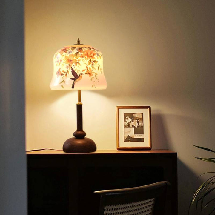 Magpie_Glass_Table_Lamp_12