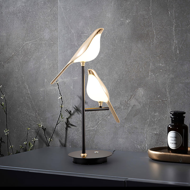 Magpie_Perch_Table_Lamp_13