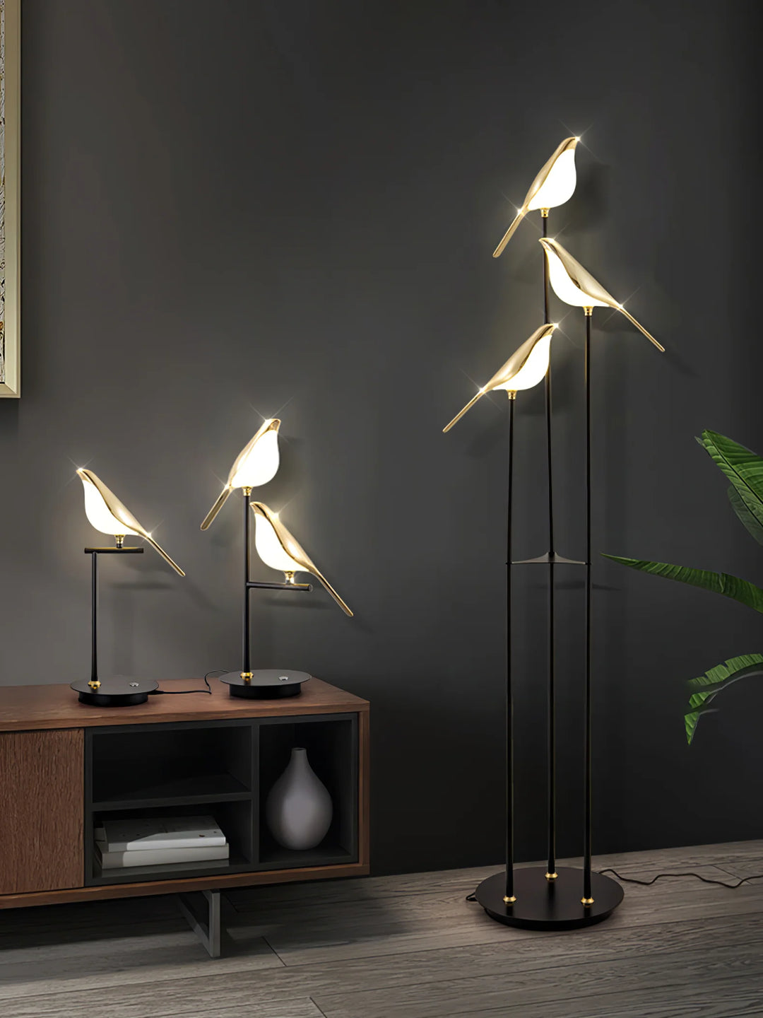 Magpie_Perch_Table_Lamp_14