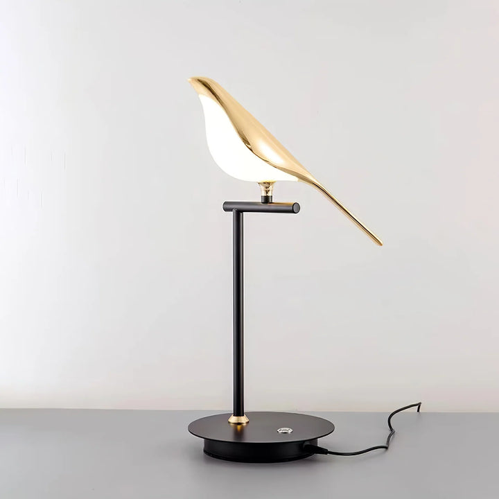 Magpie_Perch_Table_Lamp_2