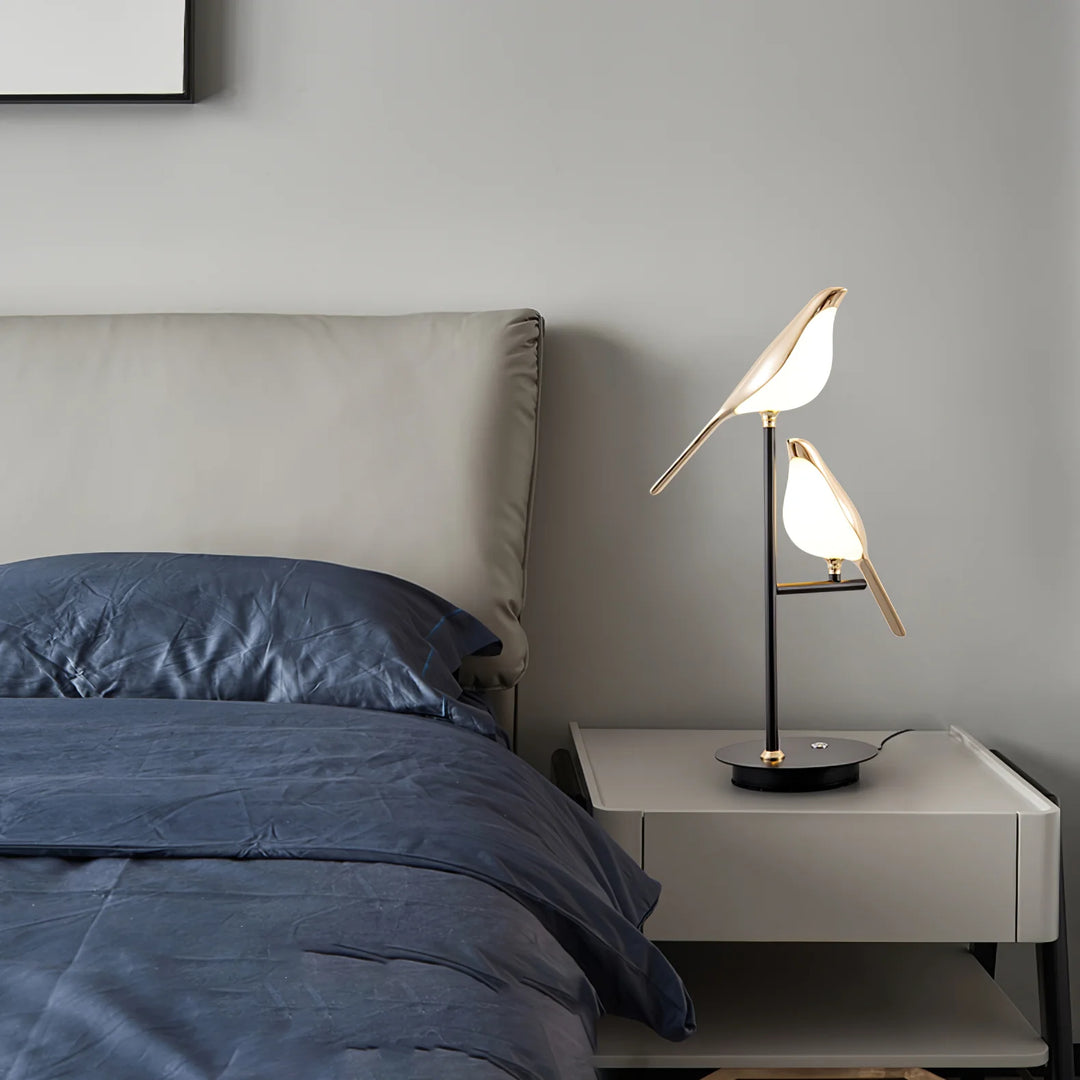 Magpie_Perch_Table_Lamp_9