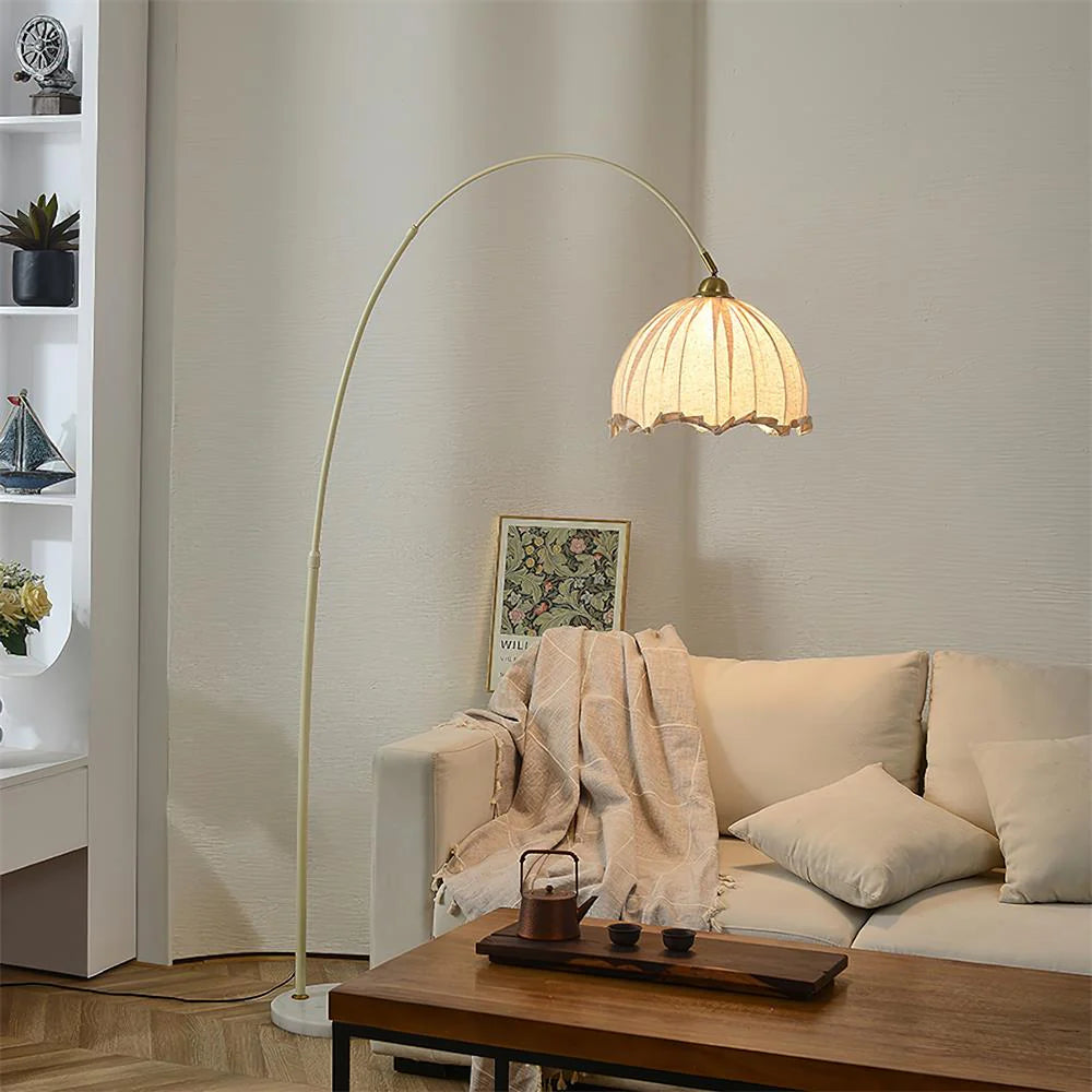 Mala_Floor_Lamp_3