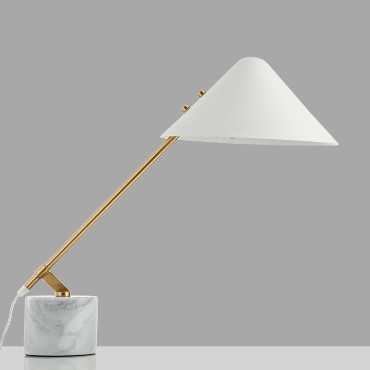 Malix_Table_Lamp_08
