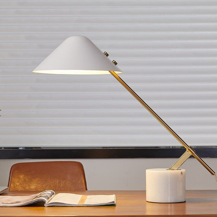 Malix_Table_Lamp_10