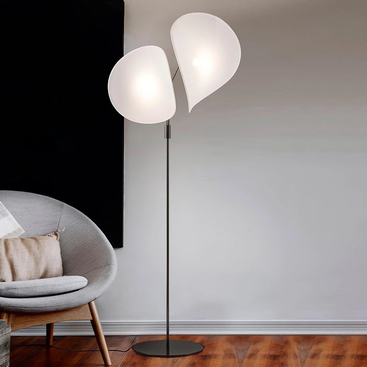 Manta_Floor_Lamp_7