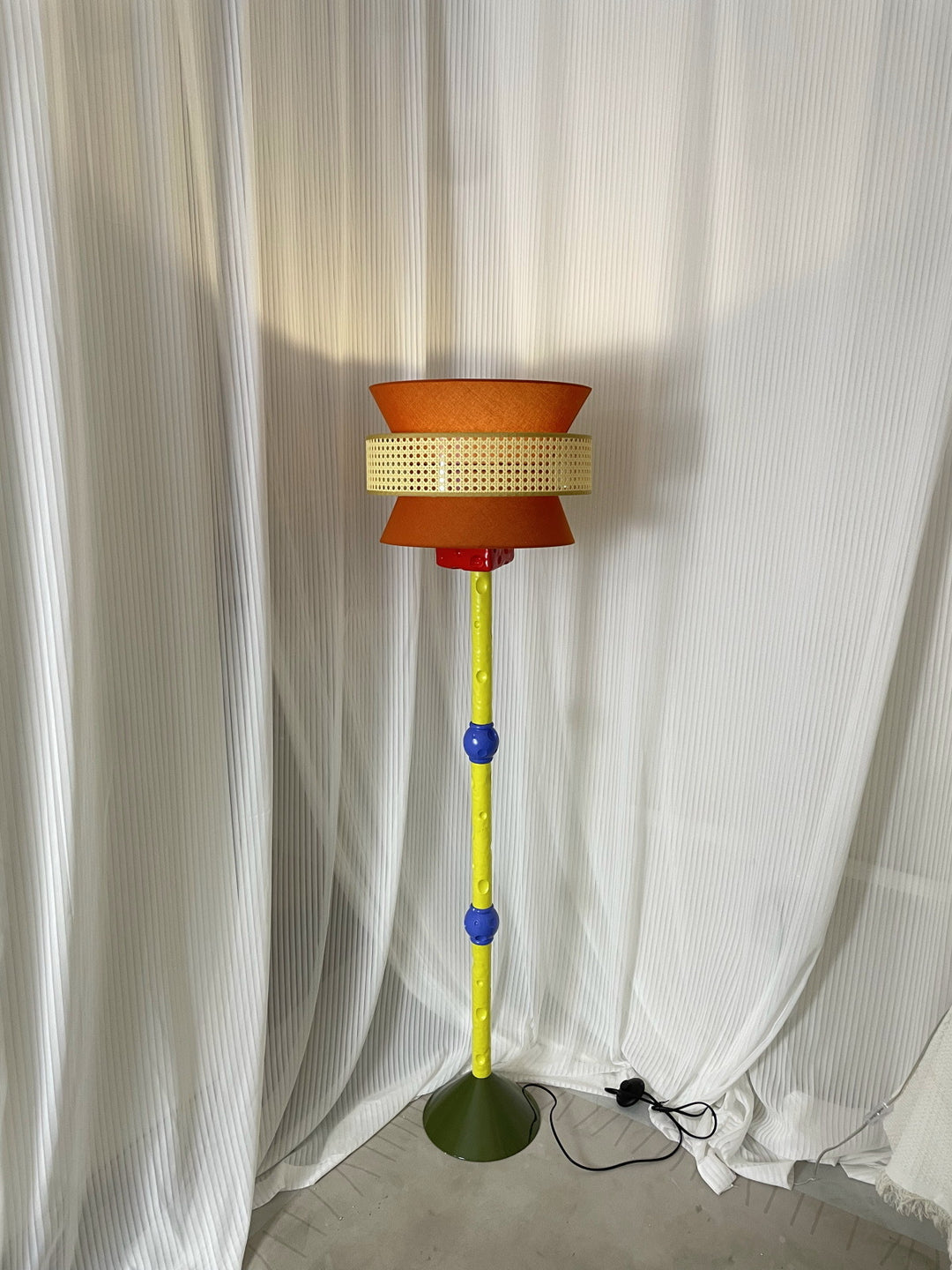 Memphis_Floor_Lamp_9