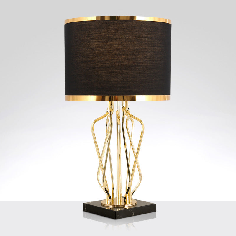 Merudia_Table_Lamp_03