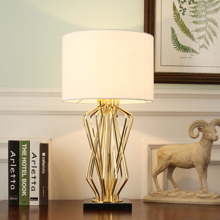 Merudia_Table_Lamp_04