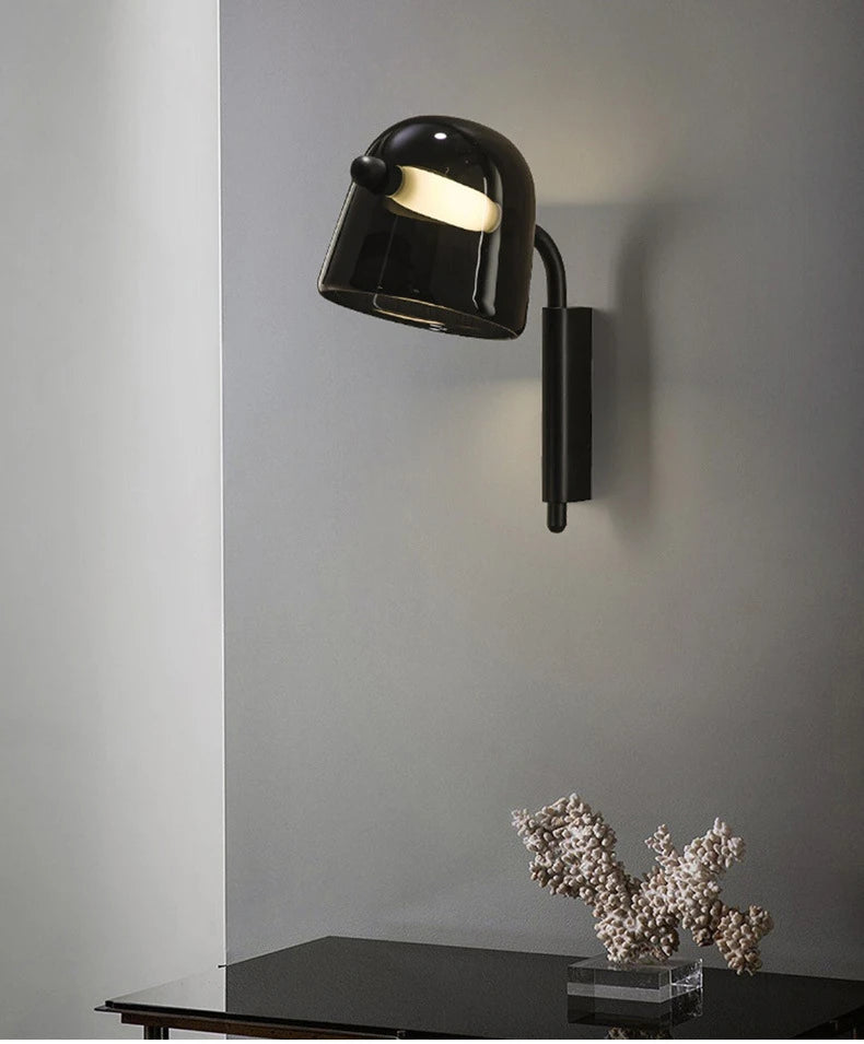 Minimalist_Mona_Wall_Lamp_11