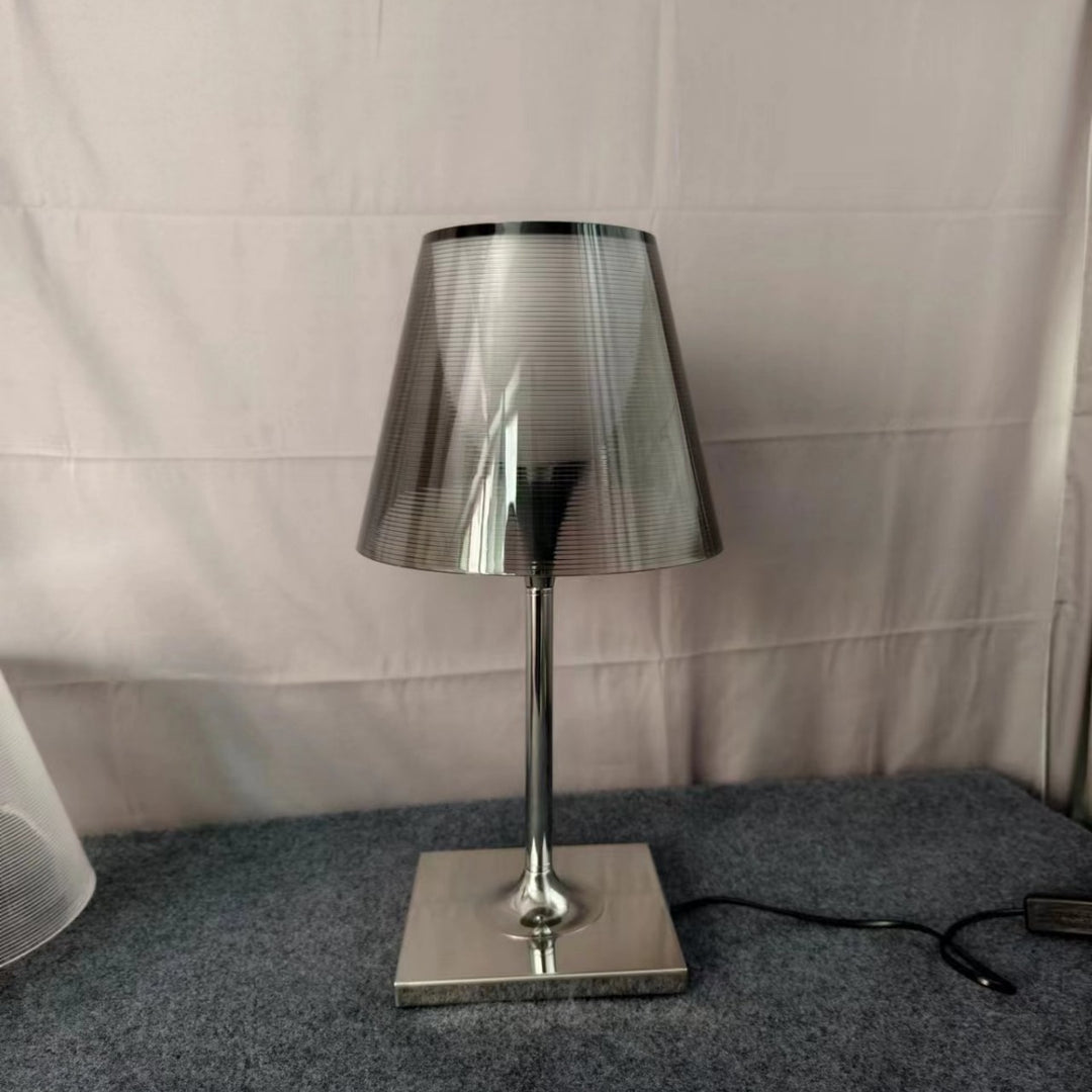 Lampe de table de chevet moderne