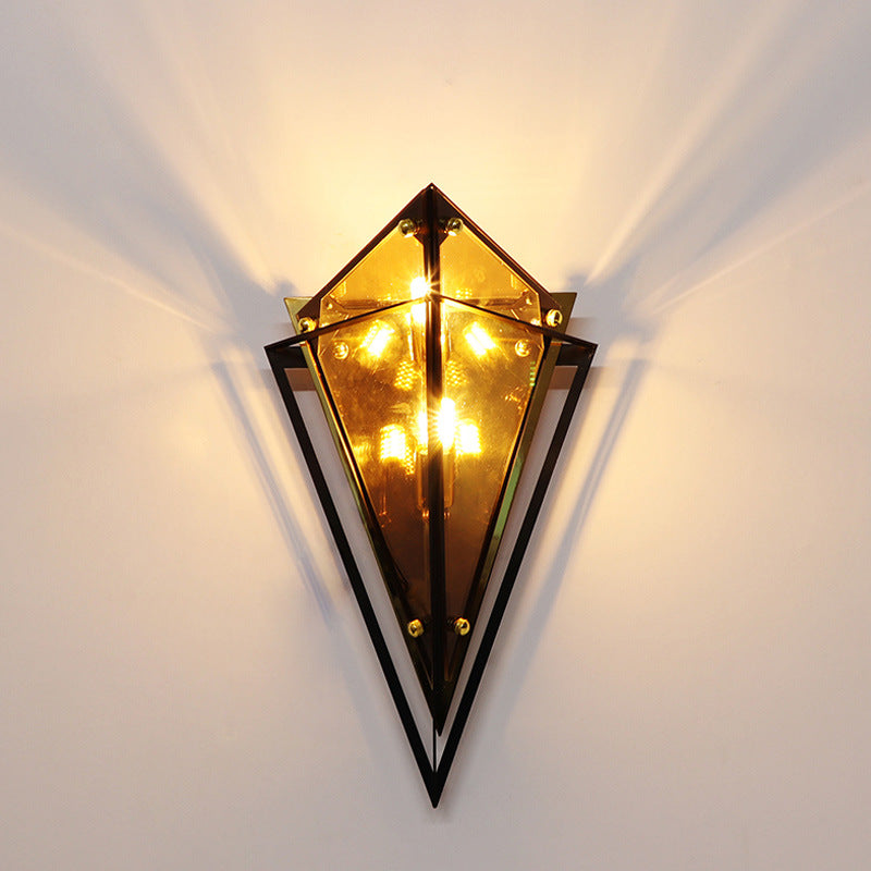 Modern_Prism_Wall_Lamp_2