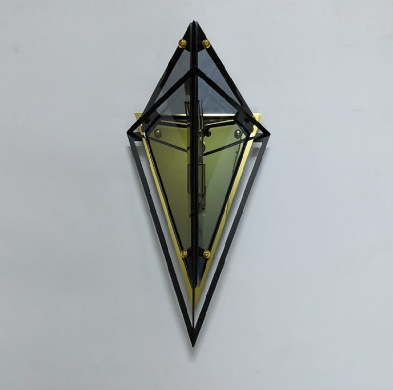 Modern_Prism_Wall_Lamp_8