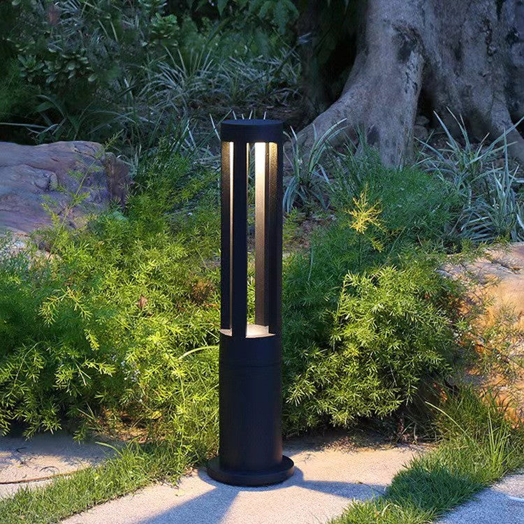 Modern_cylindrical_Garden_Light_13