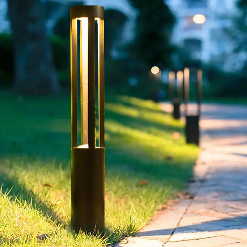 Modern_cylindrical_Garden_Light_5