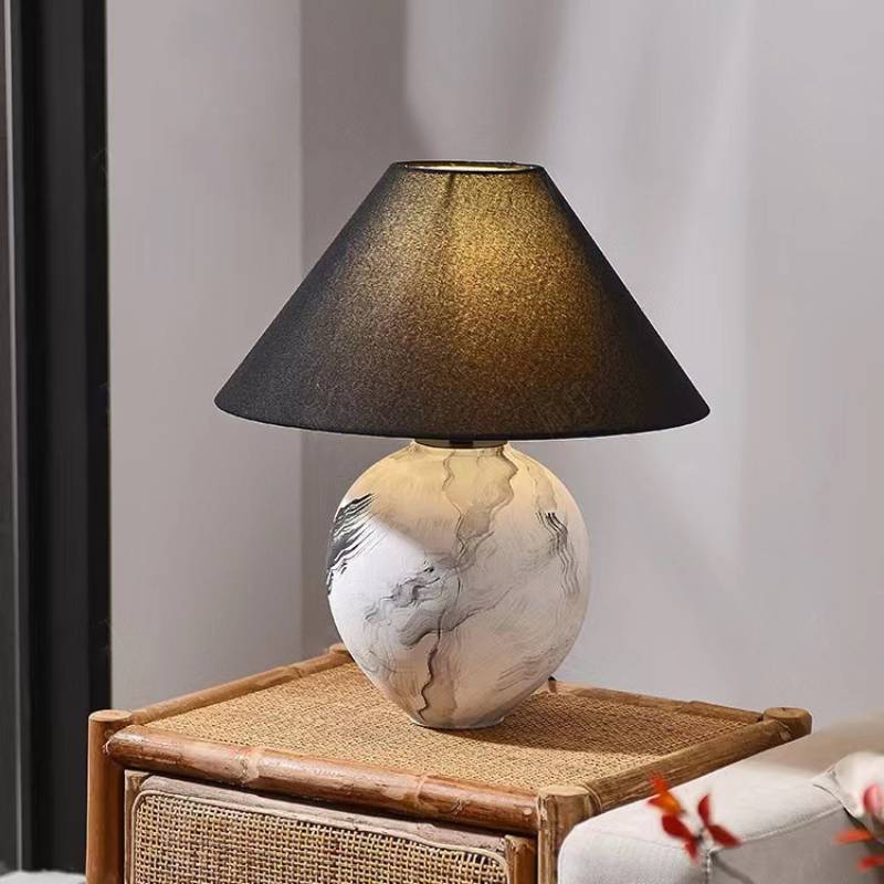 Monari_Table_Lamp_06