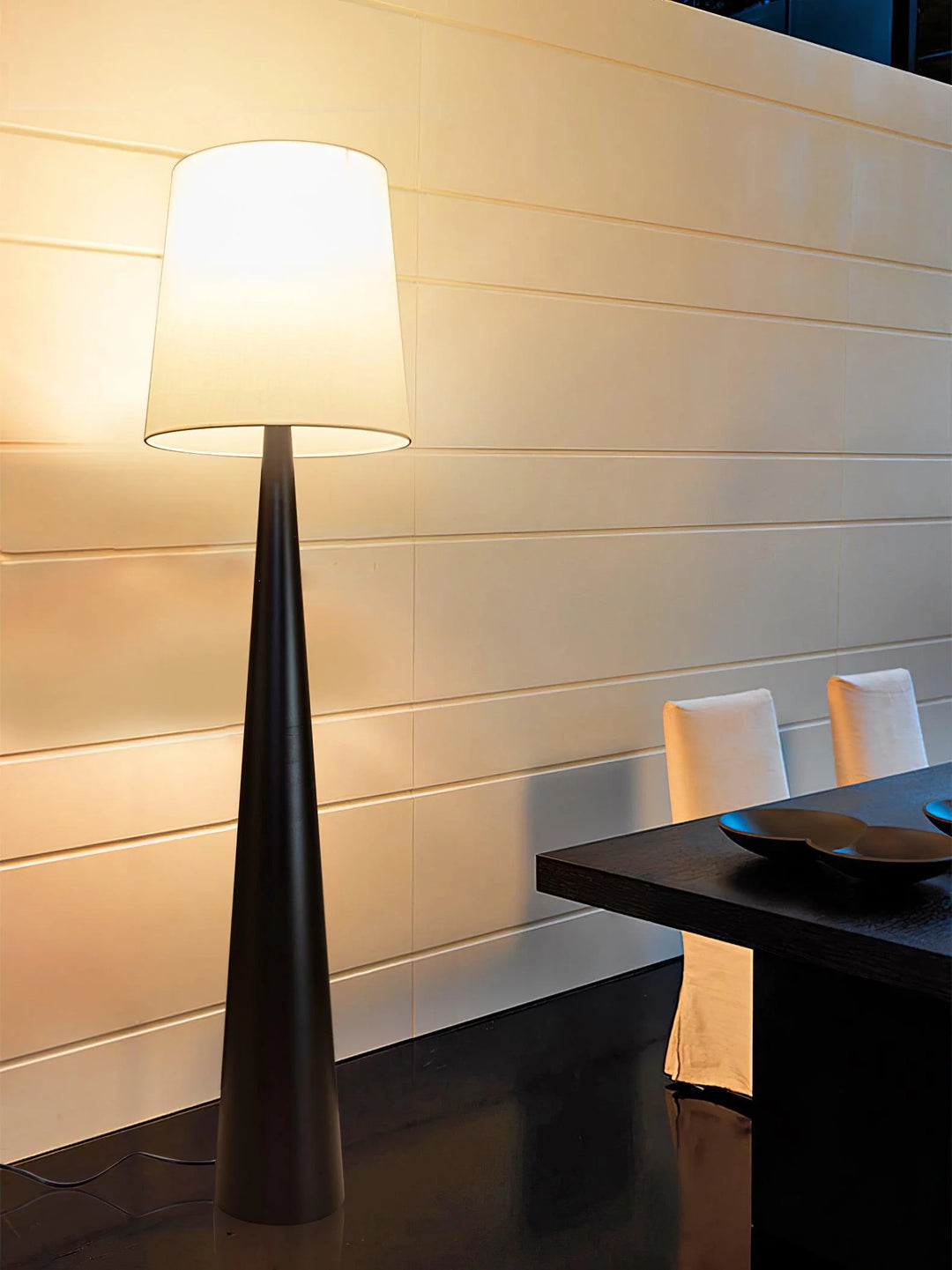 Montenegro Floor Lamp 2