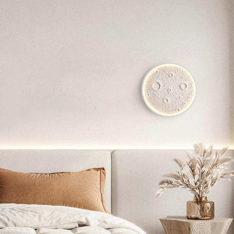 Moon_Plaster_Wall_Lamp_06